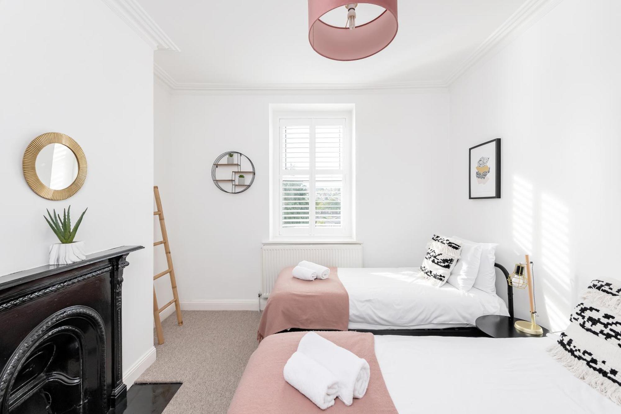 Modern & Spacious 2 Bedroom Maisonette Bath Eksteriør bilde